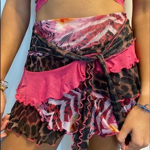 Flower pink, tiger brown pattern